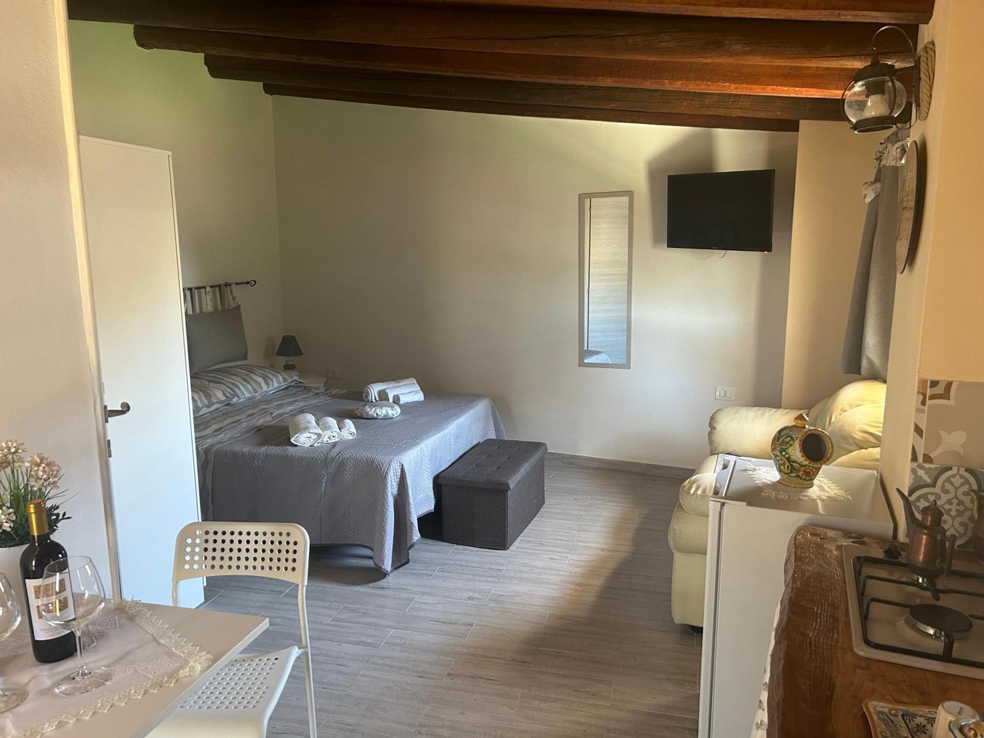 "The Cottage"With Sea View, Parking & Wifi 阿沃拉 外观 照片
